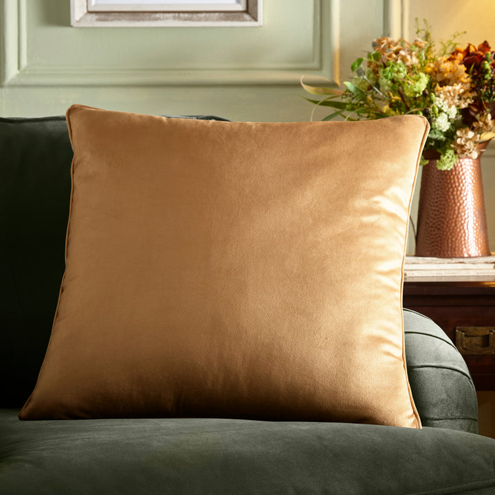 Appletree Heritage Harlan Cushion - Gold